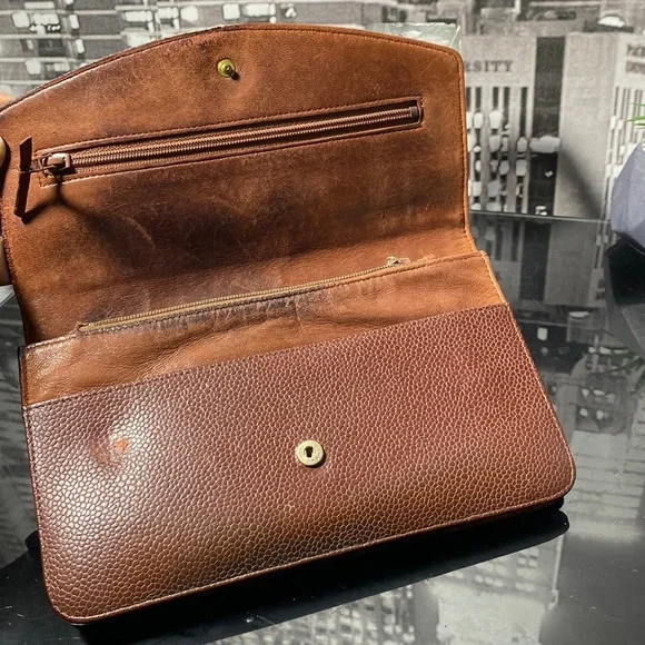 SOLDAuthentic CHANEL CC Logo Caviar Leather Purse Wallet - Picture 13 of 17